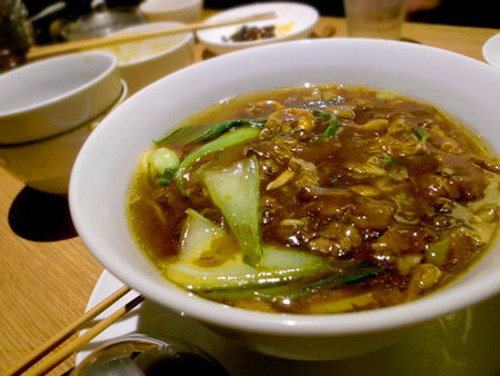 中国菜 四合院凛丹(しごういんりんたん):牛すじ煮込みのあんかけ麺